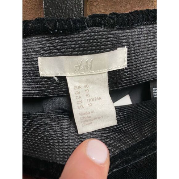 H&M Black Velour Flare Leg Pants Size 10 NWT - Picture 5 of 6